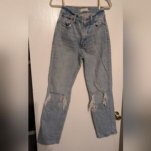 Abercrombie & Fitch The 90s Straight Ultra High Rise Jeans 26